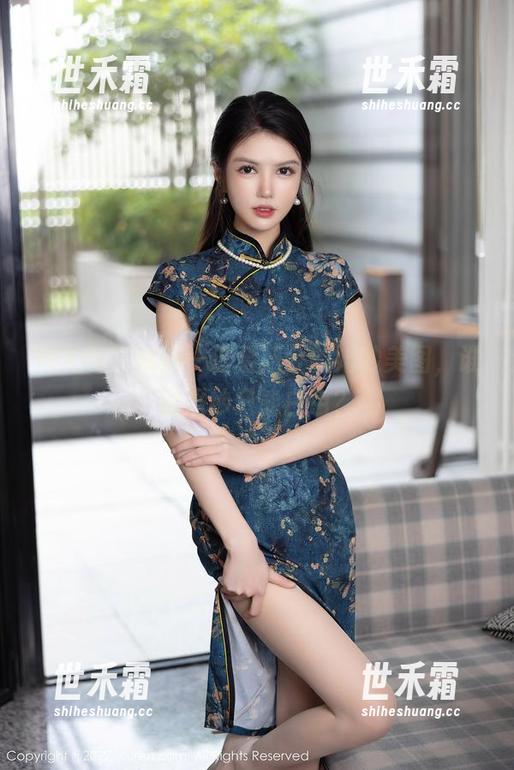 秀人网 - 精选一波金妍兮的婚纱美图，谁说婚纱只能白色？