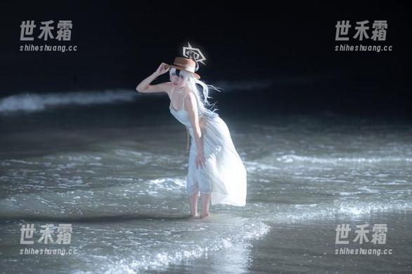 一穿上玛丽体操服，纸悦Etsu_ko说她‘这是我的均匀分布的自信’。