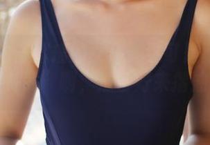 美媛馆 – 王馨瑶的女仆：这可是藏着美图的“深井冰”啊，准备好来揩油了吗？