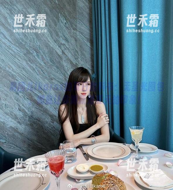 腐团儿Ikaros 腐团儿Ikaros的夏日教科书:无圣光图包,彻底让你刷新对夏天的印象!