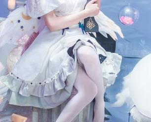 初音小恶魔大肆骚扰，艾西Aiwest俘获了一大堆私房图片的心！