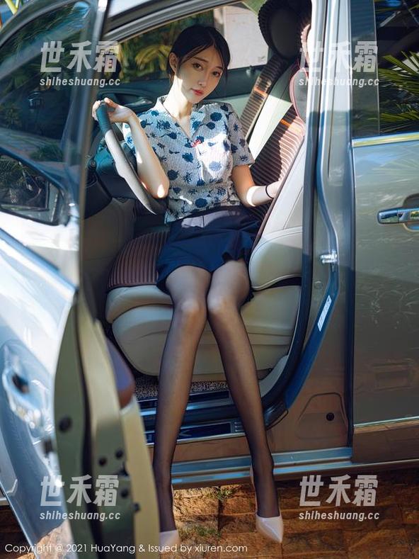 花漾show - 撩人不自知，张思允Nice的温柔姿态，原图和图集让人心却已经悄悄跑了五条街！
