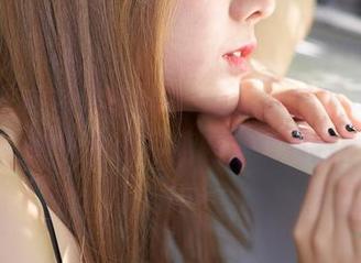 蜜桃社 – 这儿有咕噜Sweet的新连衣裙图片，免费只要你能找到我！