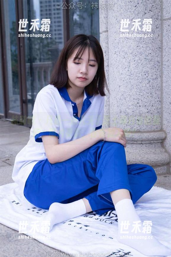 袜啵啵 - 只是一点儿关于芝士厚白丝的旅行，图片更新，你会加入吗？
