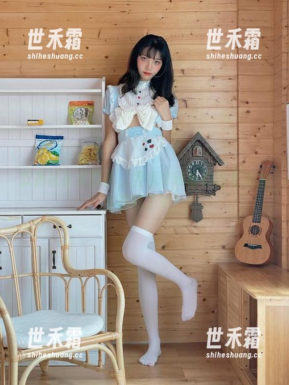 双拼袜在线展示，西呱呀呀呀的图集也太会调皮了吧！