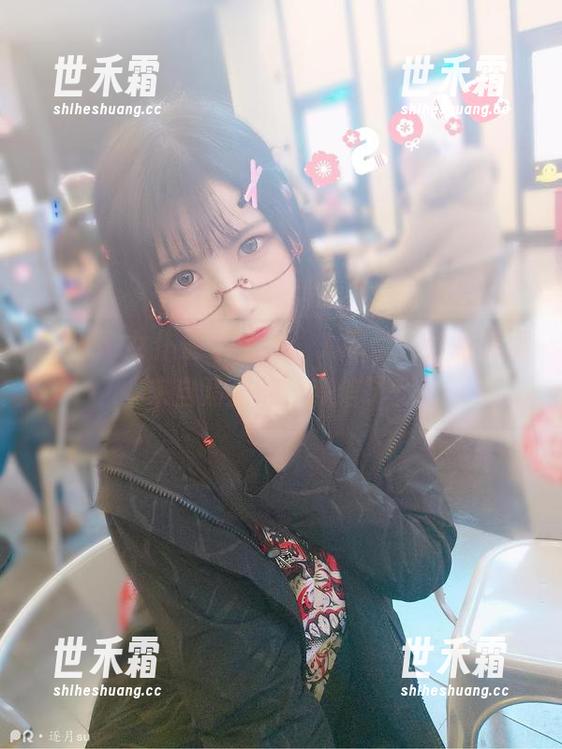 逐月Su女仆最新套图：人家说，爱意满满来自清洁剂，我信了！