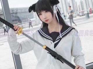 拿起你的收藏夹，雪琪SAMA的毛衣少女让图库也妒忌了！