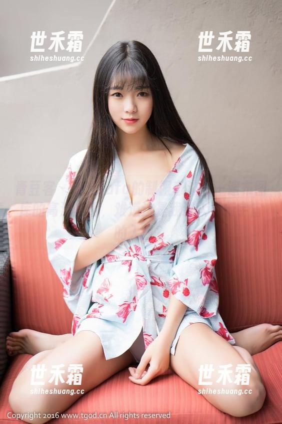 青豆客 - 晓艾fafa的制服奇迹——遍布图库的高清美照，难道这是我进入平行宇宙的入口？