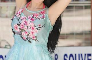 青豆客 – 浴缸里的小秘密，朱小旭的写真套图比你想象的更“湿润”！