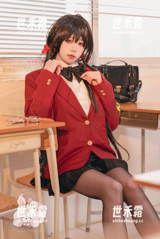 星穹铁道的夜，黏黏团子兔的写真好像掉进了童话里